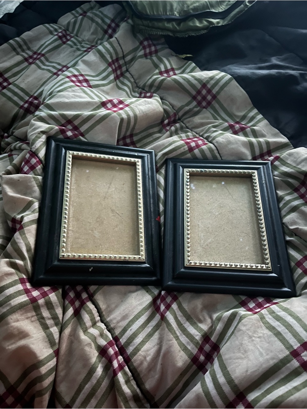 Classic Black and Gold Beaded Picture Frame Set - Home Accents